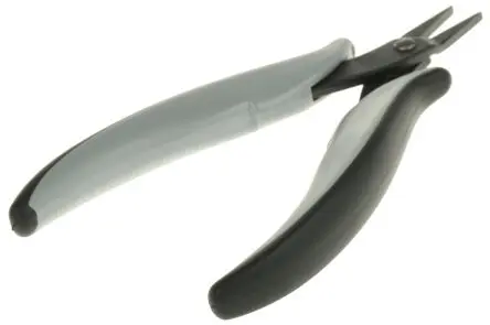 Produktfoto 1 von RS PRO Flachzange / Backen 17mm Flache Spitze 140 mm ESD-Sicherheit