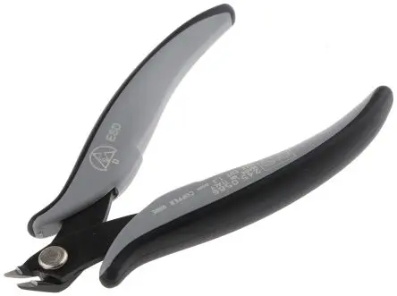 Produktfoto 1 von RS PRO ESD-Sicherheit Winkel Kabelschneider Schließer (NO) 137mm, Schneidleistung 1 mm