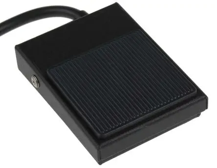 RS PRO Universal 6289 Fußschalter Tastend, 1-poliger Wechsler Weichstahl, 3A 250 V ac, IPX2