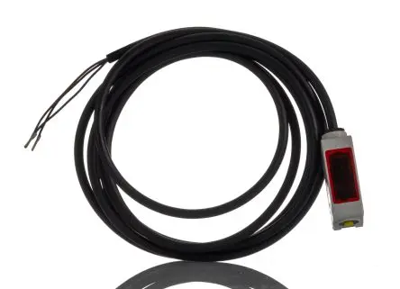Produktfoto 1 von RS PRO PSE Rechteckig Optischer Sensor, Lichtkonvergente Reflexion, PNP Schließer/Öffner Ausgang, Kabel
