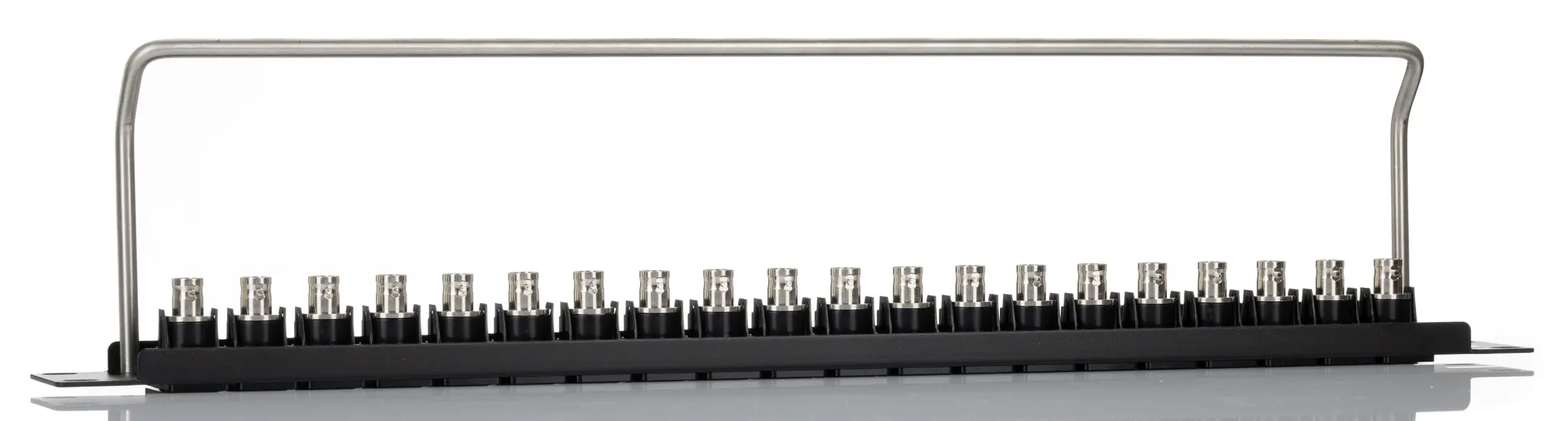 Produktfoto 1 von RS PRO Patchfeld BNC Geladenes Rack 20 Anschlüsse 1 U