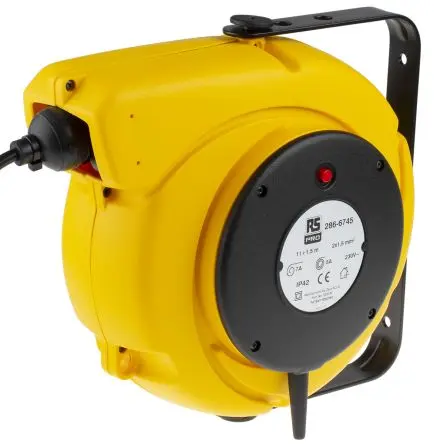 Produktfoto 1 von RS PRO Kabeltrommel, 11 m IP42 230V Aufrollautomatik