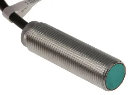 Produktfoto 1 von Pepperl + Fuchs M12 Induktiver Näherungssensor, Gewinderohr 2-adrig / 100mA, 2 mA 2 mm, IP67 60 V dc