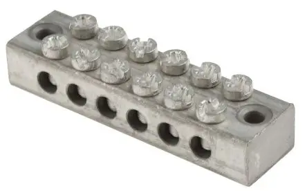 Produktfoto 1 von RS PRO Schutzleiterklemme, Doppelschraube, 6-polig, 16AWG, 0mm², 16 mm² Schraubbefestigung, Grau Messing