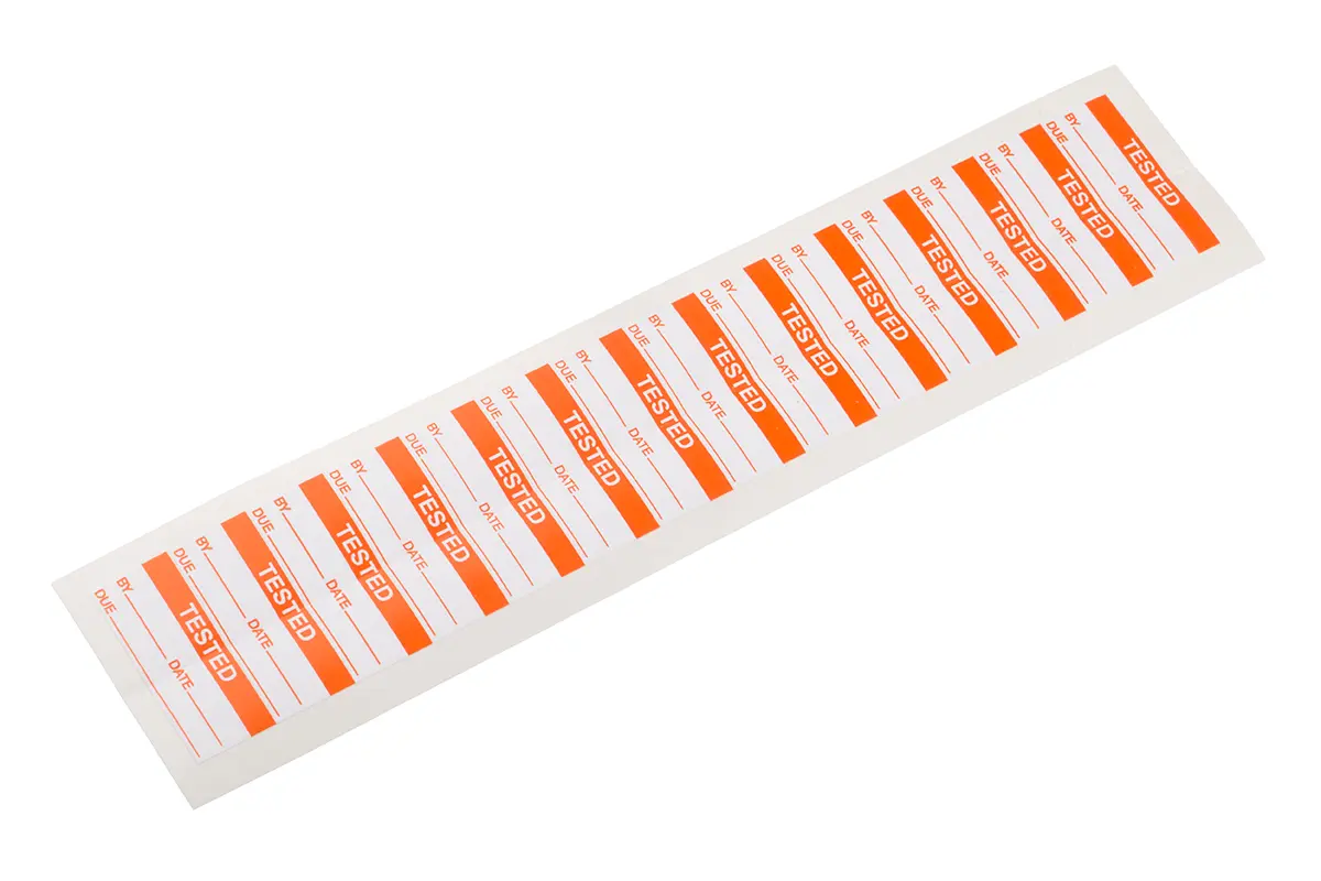 Produktfoto 1 von RS PRO, Klebend Orange Vorbedrucktes, selbstklebendes Etikett: Getestet, 16mm x 38 mm, 140 pro Paket Stück