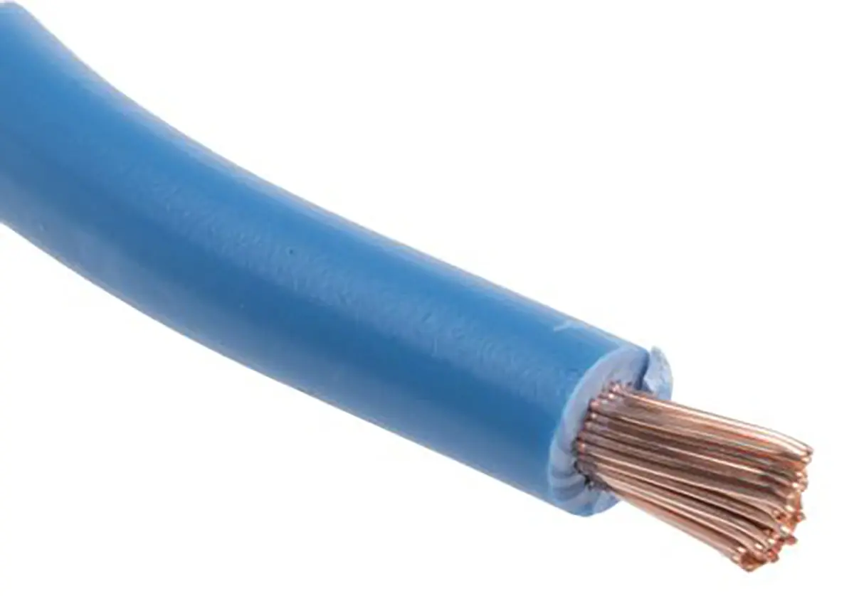 Produktfoto 1 von RS PRO Einzeladerleitung 6mm², 9 AWG 25m Blau PVC isoliert Ø 4.9mm 80/0,3 mm Litzen