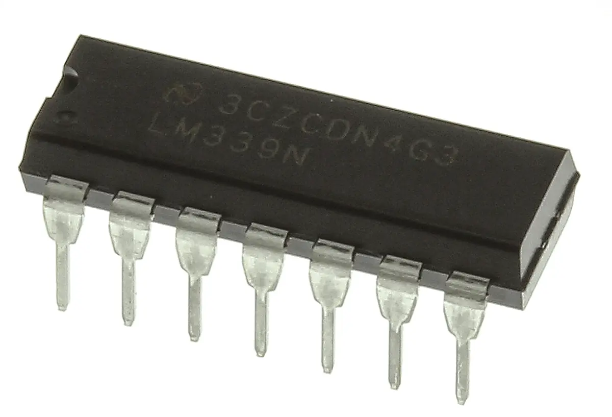 Produktfoto 1 von Texas Instruments Komparator Universal MDIP Open-Collector 1.3 μs 4-Kanal 14-Pin 36 V 3 V