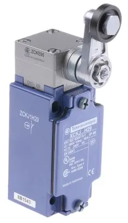 Produktfoto 1 von Telemecanique Sensors OsiSense XC Endschalter, Rollenhebel 1 Schließer/1 Öffner, IP66, Zinklegierung 240V ac