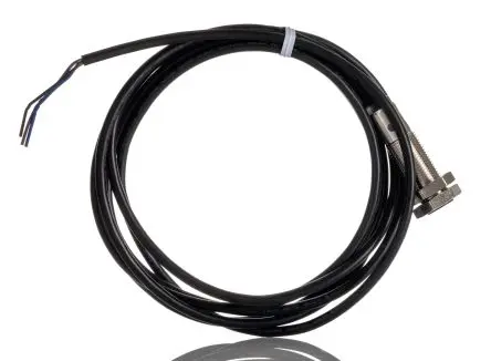 Produktfoto 1 von RS PRO M12 Induktiver Näherungssensor, Gewinderohr NPN / 200mA 16 mm, IP67 30 V dc