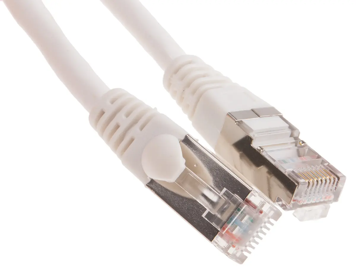 Produktfoto 1 von RS PRO Cat5e Ethernet-Kabel, 10 m, Weiß F/UTP Stecker, A RJ45 Stecker, B RJ45, Polyvinylchlorid
