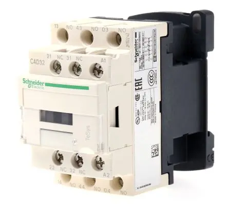 Produktfoto 1 von Schneider Electric CAD Schütz 240V ac-Spule, 5-polig, 690V ac / 10 A 240V ac 3 Schließer/2 Öffner Steuerrelais