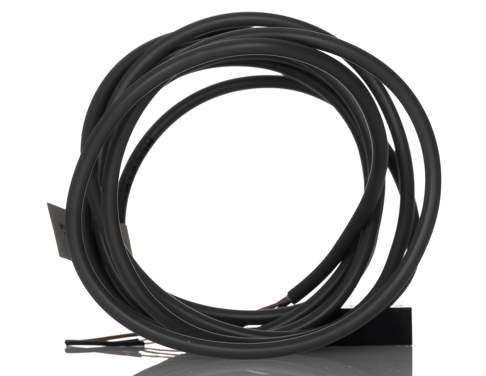 Produktfoto 1 von Omron TLW Induktiver Näherungssensor, Kubisch PnP / 100mA 5 mm, IP67 30 V dc