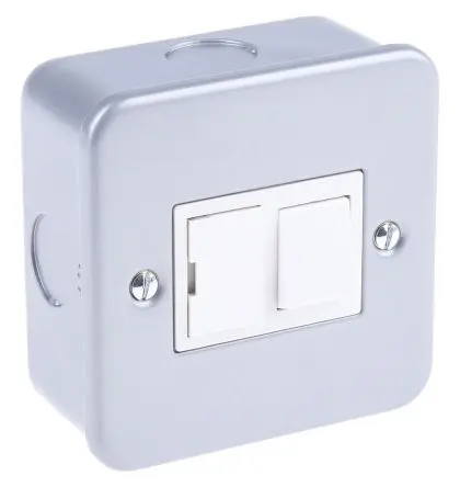Produktfoto 1 von RS PRO Gesicherte Abzweigdose 1 Ausbrüche 25 mm min. 250V ac 13A