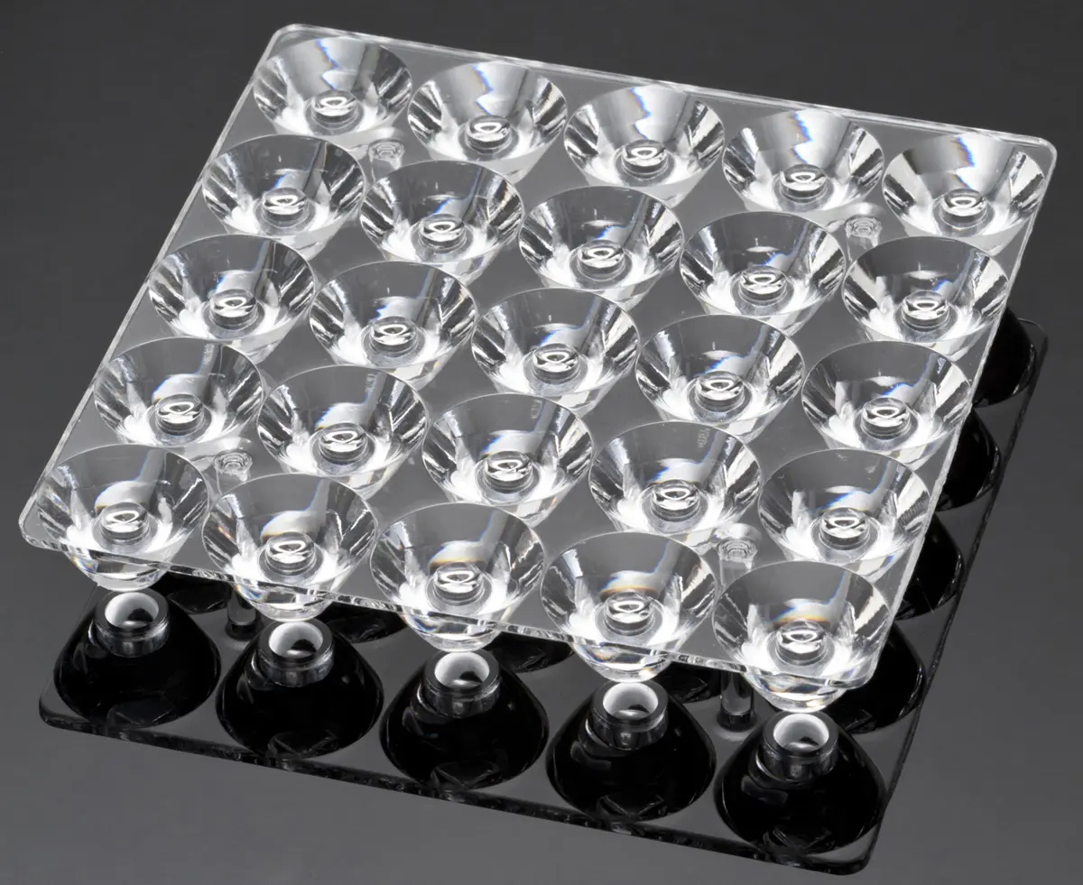 Produktfoto 1 von Ledil VIRPI LED Linse 25-LEDs Quadratisch 13 → 16 ° x 9.4mm, für Cree XB-D, Cree XP-G, Cree XT-E, Lumileds