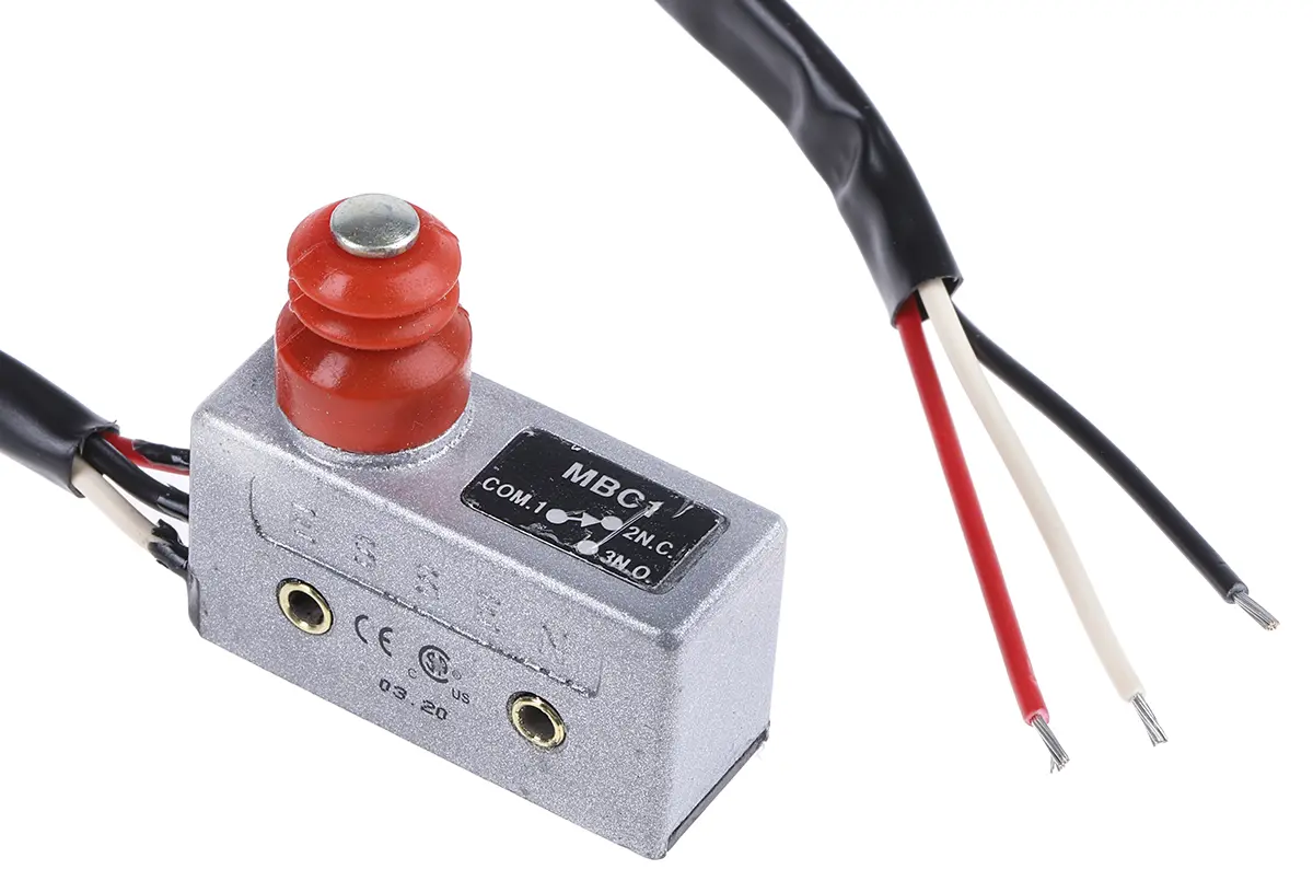 RS PRO Mikroschalter Stößel-Betätiger verdrahtet, 15 A @ 250 V ac, 1-poliger Umschalter IP 54 723 g