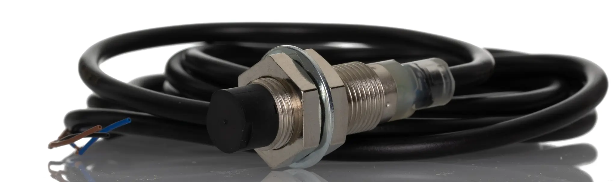 Produktfoto 1 von Omron E2B M12 Näherungssensor Induktiv, Gewinderohr 8 mm PNP 12 → 24 V dc / 200 mA NO, IP67