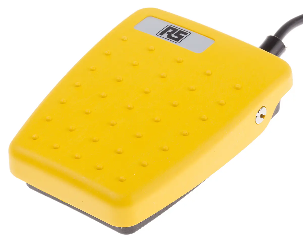 Produktfoto 1 von RS PRO Fußschalter Typ Tast-Fußschalter Tastend, 1-poliger Wechsler, 1,75 A Thermoplast 24V, IP X7