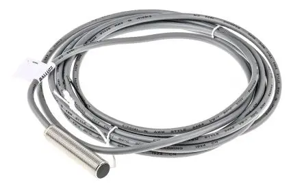 Produktfoto 1 von BALLUFF M12 Induktiver Näherungssensor, Gewinderohr PnP / 200mA 4 mm, IP68 250 V ac 30 V dc