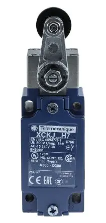 Produktfoto 1 von Telemecanique Sensors OsiSense XC Endschalter, Rollenhebel 1 Schließer/1 Öffner, IP66, Zink-Zamak-Legierung 240V ac 3A