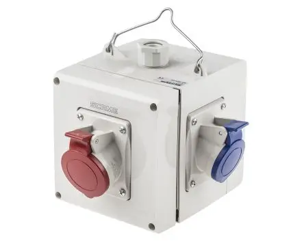 Produktfoto 1 von Scame 623 Industrieller Stromversorgungssteckverbinder-Adapter Grau 2P+PE, 400V IP44 16A