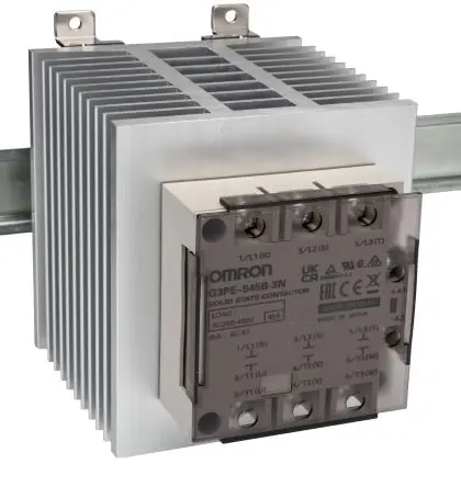 Omron G3PE Three Phase DIN-Hutschiene Halbleiterausgang, 3PNO 528 V ac 24V dc / 45 A