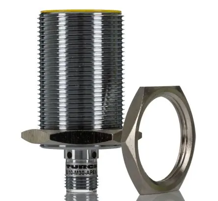 Produktfoto 1 von Turck BI 10 M30 Induktiver Näherungssensor, Gewinderohr PnP / 200mA 10 mm, IP67 30 V dc