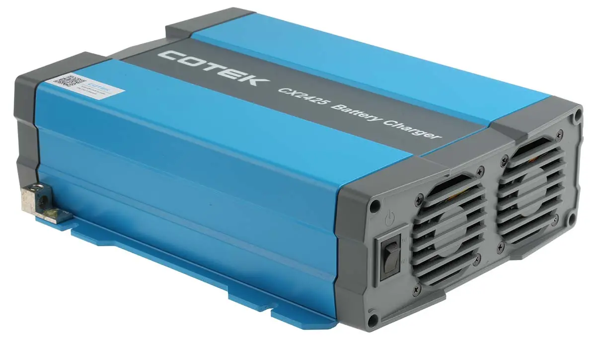 Produktfoto 1 von COTEK CX24xx Akkuladegerät, 27.6 V, 28.8 V, 27.0 V (Float), 29.4 V (Boost) Bleiakku/40 A Erweitertes Batterieladegerät