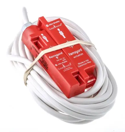Produktfoto 1 von Guardmaster 440N Magnetisch 4 m Kabel Berührungsloser Sicherheitsschalter 24V dc aus ABS, Öffner, Magnetisch Betätiger