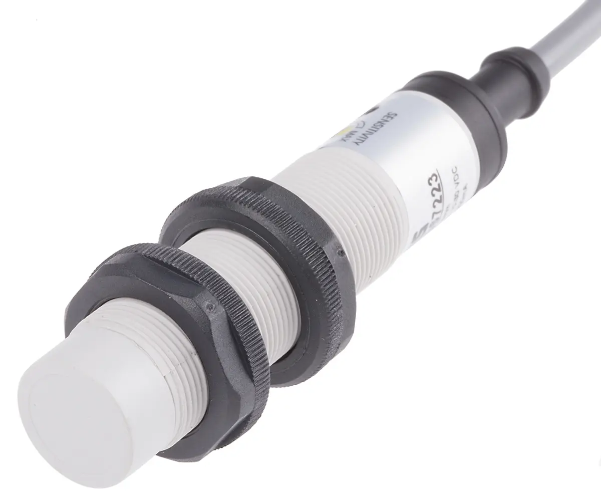 Produktfoto 1 von RS PRO M18 Näherungssensor Kapazitiv, Gewinderohr 8 mm NPN 10 → 30 V dc / 200 mA NO, IP67