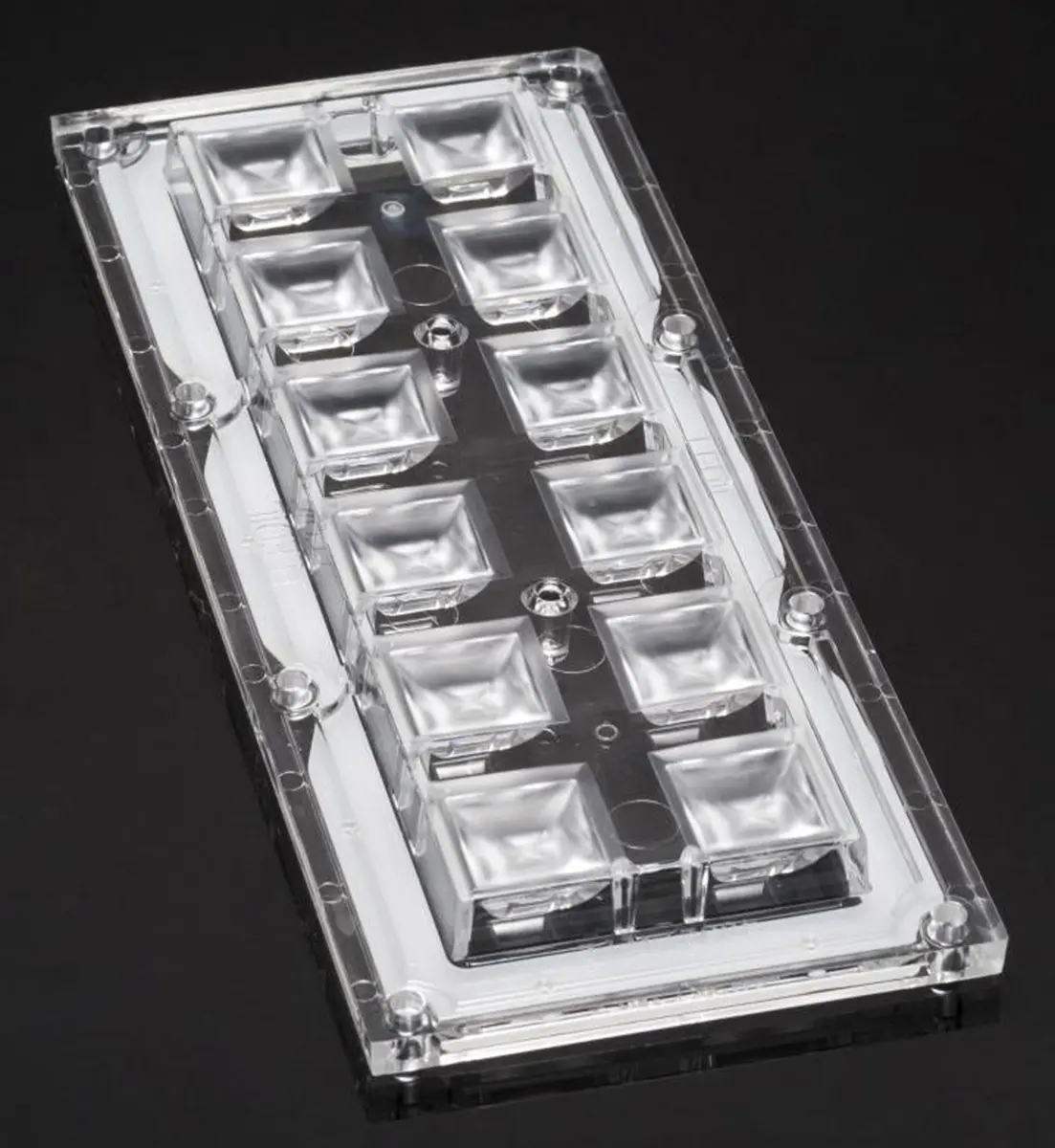 Produktfoto 1 von Ledil High Bay LED Linse 12-LEDs x 11.4mm, für LED OSLON Square PC