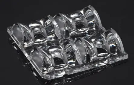Produktfoto 1 von Ledil High Bay LED Linse 4-LEDs Vierkant aus Polymethylmethacrylat Vierkant, Klar x 10.6 mm