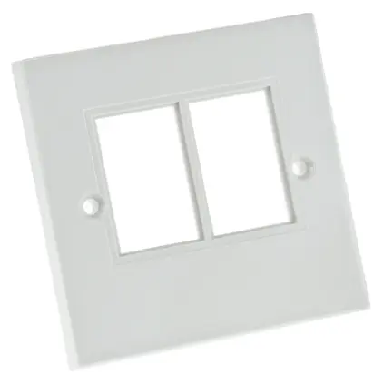 Produktfoto 1 von Molex Premise Networks Oberfläche Steckdosen-Wandplatte Weiß, 2 x 2-fach Auslass Gerade