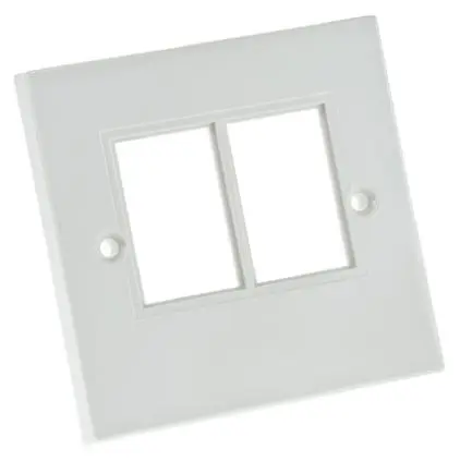 Produktfoto 1 von Molex CES Oberfläche Steckdosen-Wandplatte Weiß, 2 x 2-fach Auslass Gerade