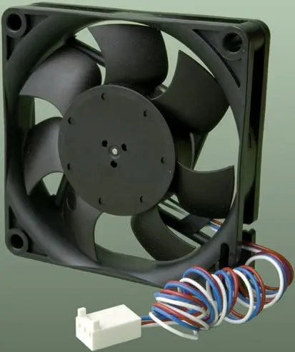 Produktfoto 1 von ebm-papst 600 J DC-Axiallüfter, Kugellager, 12 V dc / 7.7W, 60 x 60 x 32mm, 11700U/min, 70m³/h
