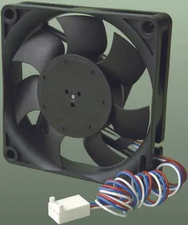 Produktfoto 1 von ebm-papst 600 J Axiallüfter, Kugel, 12V dc / 7.7 W 641 mA, 11700 U/min, 70 m³/h IP20 60 mm 60mm 32 mm