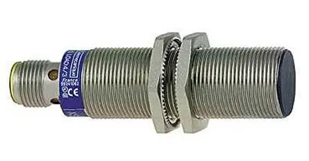 Produktfoto 1 von Telemecanique Sensors XS M18 Induktiver Näherungssensor, Gewinderohr PnP / 200mA 5 mm, IP65, IP67, IP69K 24 V dc