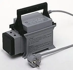 Produktfoto 1 von Block 1000 VA Autotransformator, 230 V ac, 110 V ac, Umschlossen, Freistehend, Kabel