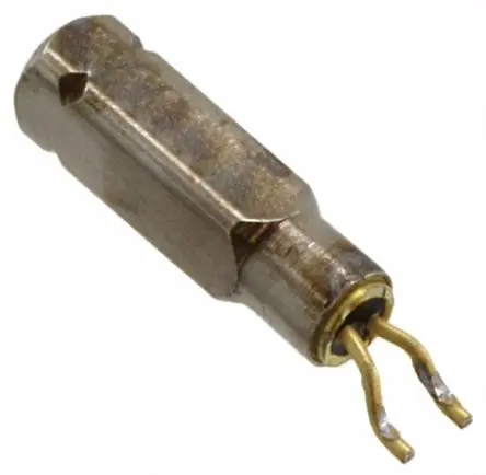 Produktfoto 1 von Abracon 32.768 kHz Quarz, Oberfläche, ±20 ppm, 12.5 pF, B. 1.5mm, H. 1.48 mm, L. 6.7 mm