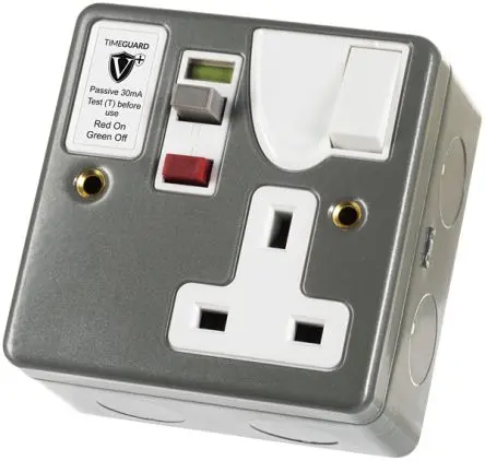 Produktfoto 1 von Timeguard 13A RCD Dose Stahl, Typ G – Britisch, 1-fach Passiv Oberfläche Grau Geschaltet / 230V ac