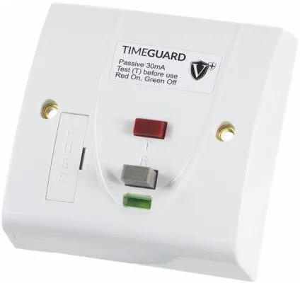Timeguard Gesicherte Abzweigdose Geschaltet 40 ms 30 mA 25 mm min. Passiv 230V ac 13A