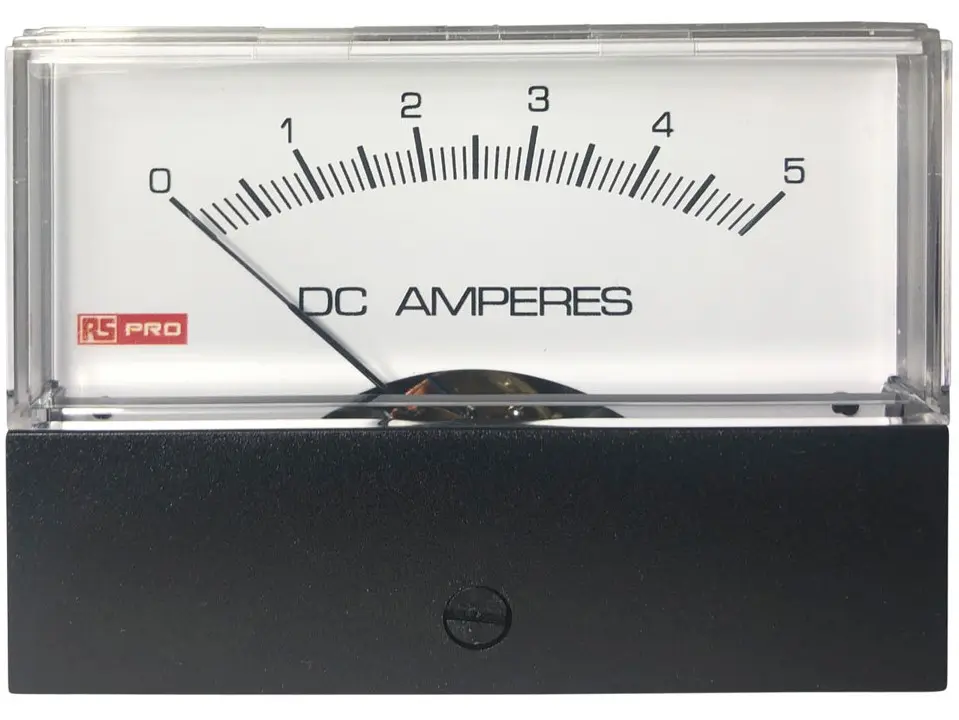 Produktfoto 1 von RS PRO Amperemeter 5 (Input)A DC Drehspule, 74mm x 76mm T. 45.7mm, 0 → 5 (Input)A / ±1,5 %