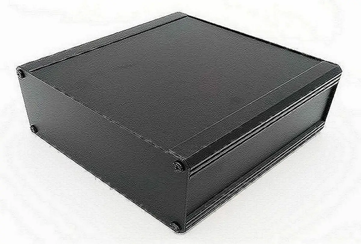 Produktfoto 1 von RS PRO EAB; Kühlkörpergehäuse; Aluminium-Strangpressprofil; Schwarz IP40 Breite 100 mm Höhe 175 mm Länge 400 mm