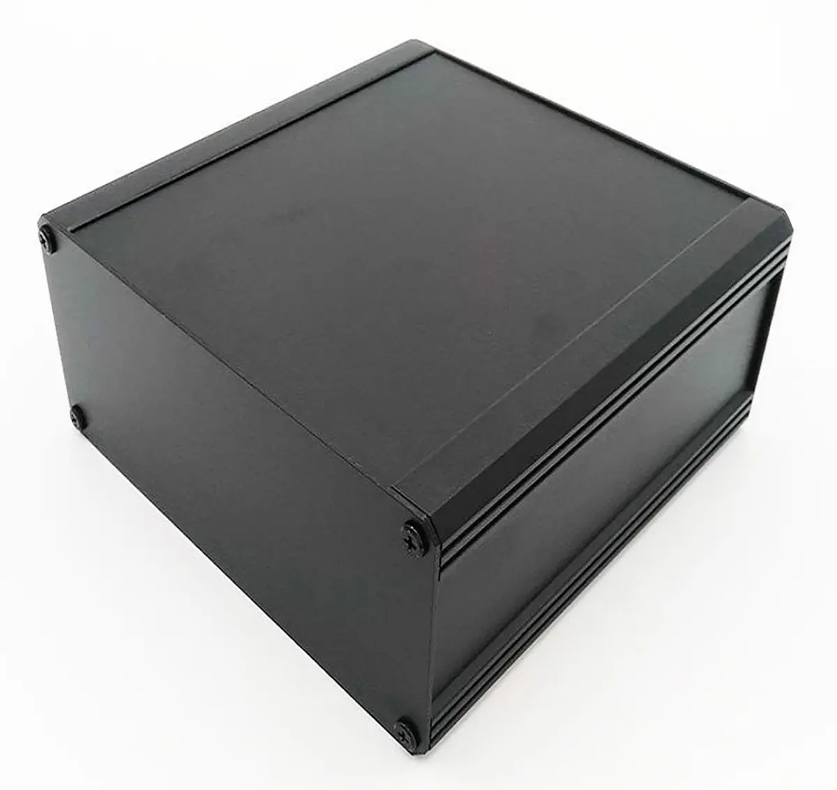 Produktfoto 1 von RS PRO EAB; Kühlkörpergehäuse; Aluminium-Strangpressprofil; Schwarz IP40 Breite 200 mm Höhe 175 mm Länge 200 mm