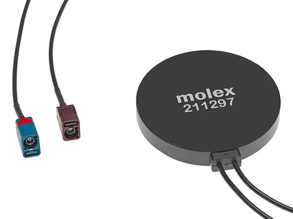 Produktfoto 1 von Molex 211297 Antenne, Außen-, Halter, FAKRA, Klebend, Rundstrahl, 0.4 dBi