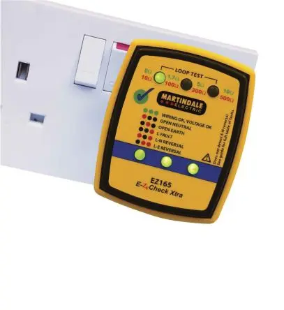 Produktfoto 1 von Martindale Steckdosentester 13A, 230V ac, 300V, CAT