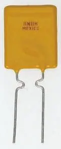 Produktfoto 1 von Littelfuse RUSBF Rückstellende Sicherungen / 1.8 A, 16V dc 1.2 s 0.9 A 7.4 mm 12.2 mm 3.1mm
