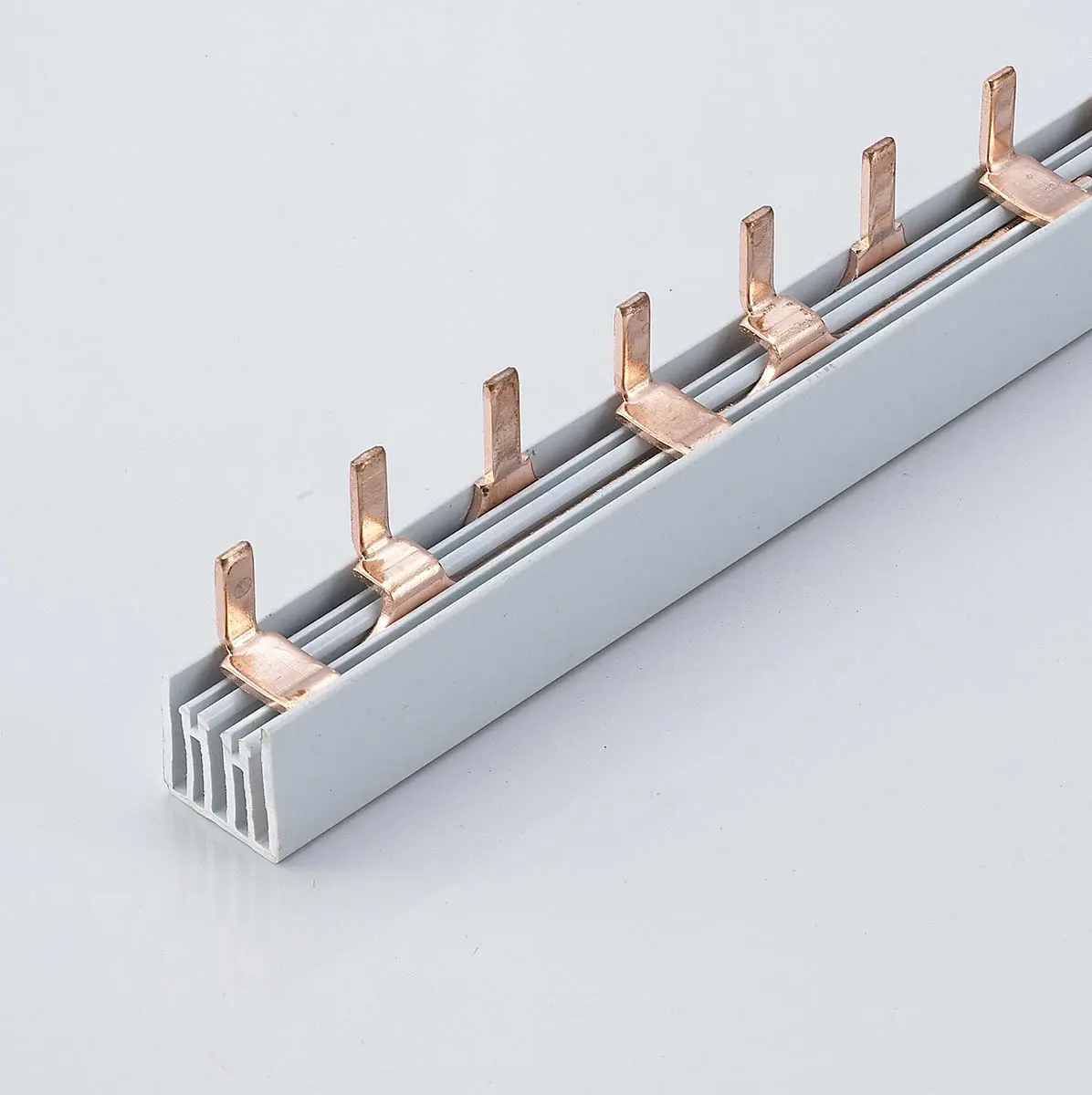 Produktfoto 1 von CHINT, BB Reihe Stromschiene, 3 -phasig, 415 V ac 63 A, Kupfer