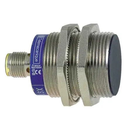 Produktfoto 1 von Telemecanique Sensors General Purpose M30 Induktiver Näherungssensor, Gewinderohr NPN / 200mA 20 mm, IP67, IP69K 36 V dc