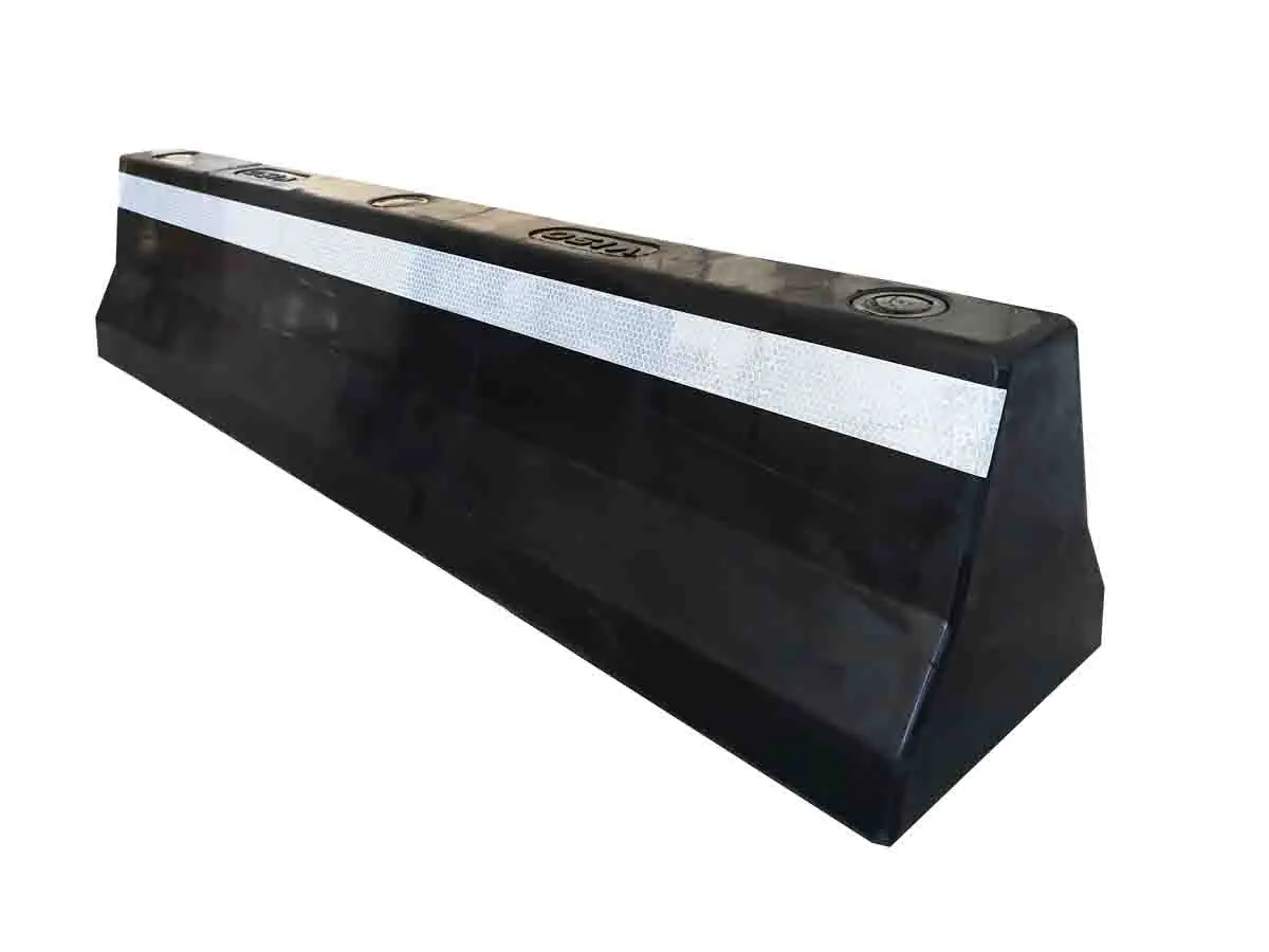 Produktfoto 1 von RS PRO Gummi Stoßschutz, 200 mm x 200 mm x 1 m, Schwarz