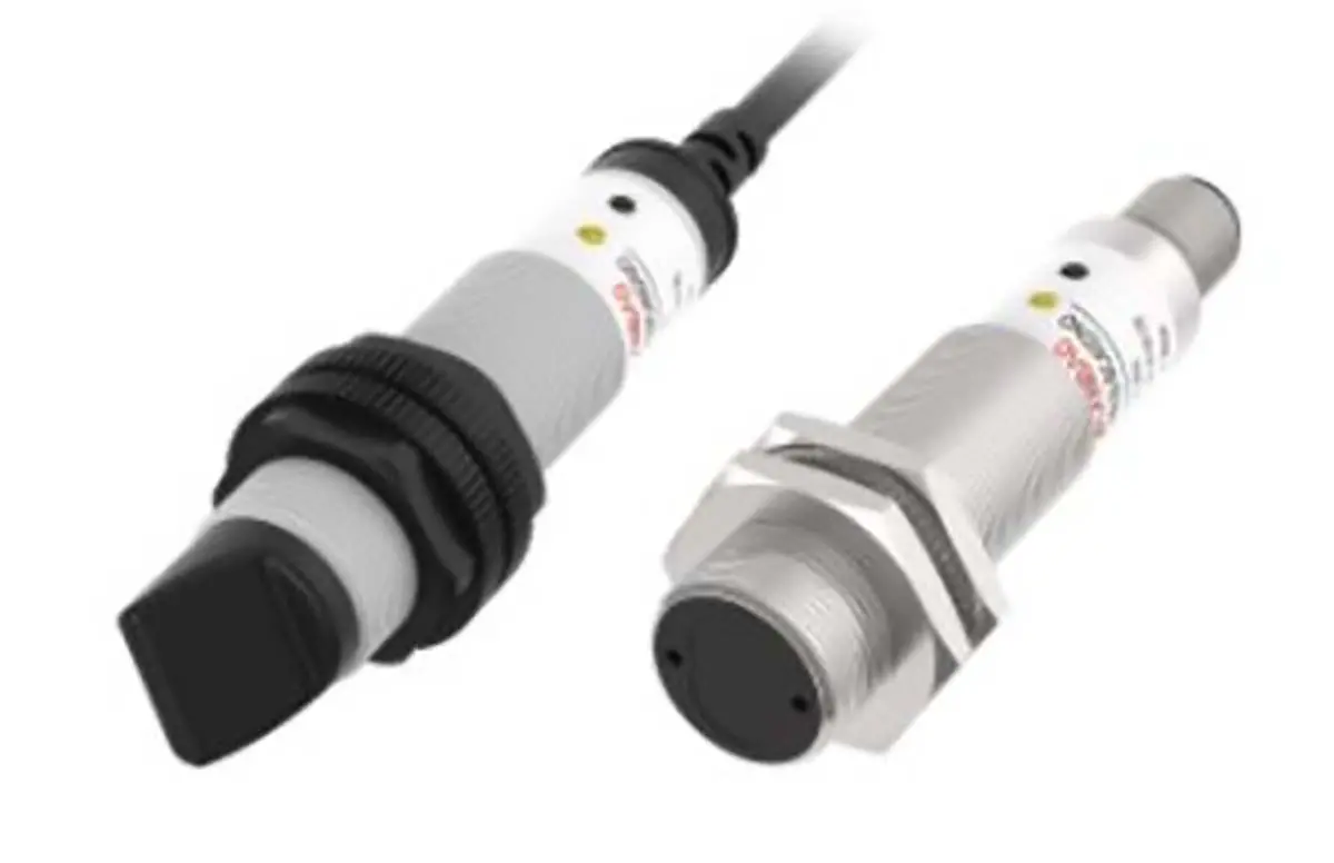 Produktfoto 1 von RS PRO zylindrisch Optischer Sensor, Diffuse Reflexion, Bereich 0,4 m, PNP NO+NC Ausgang, Anschlusskabel,
